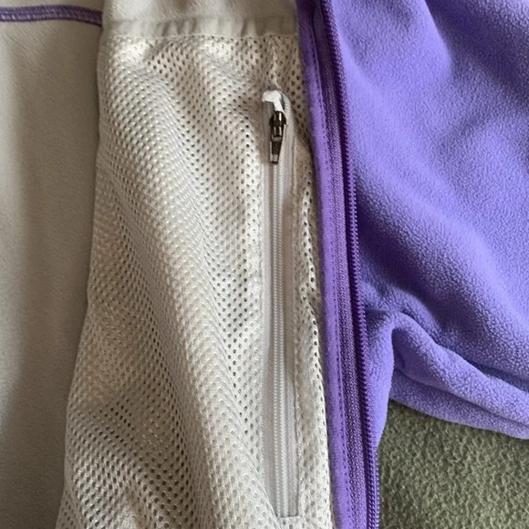 L.L. Bean Polartec purple jacket. Size large - Picture 10 of 12